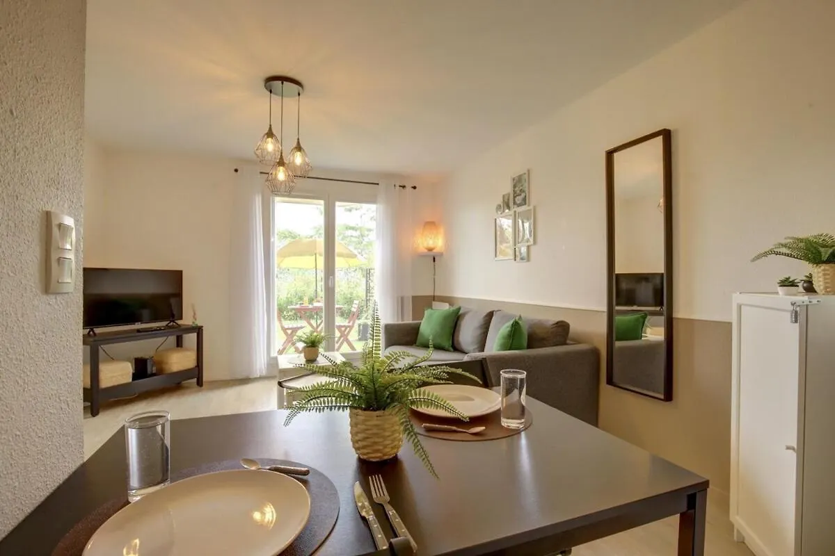 Appartement Le Sporting Land - avec piscine&place de parking !!! Gaillac France