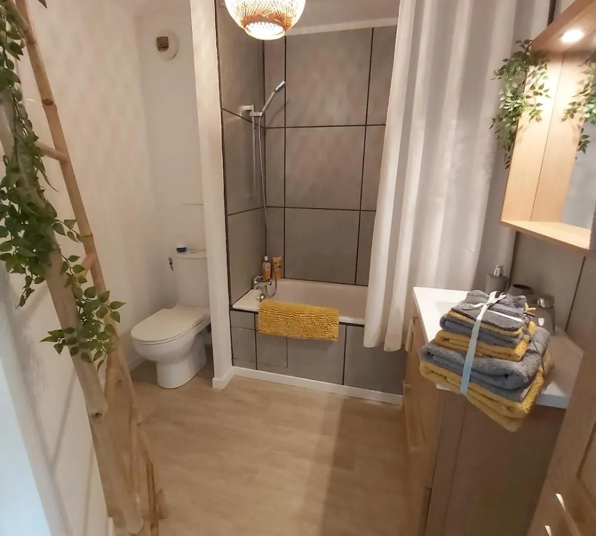 Appartement Le Sporting Land - avec piscine&place de parking !!! Gaillac France